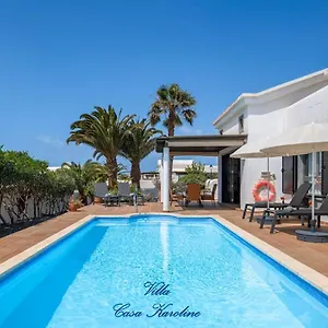 Villa Casa Karoline With A Sunny Terrace, Heated Pool, Comfort And Privacy In A Quiet Neighborhood, Playa Blanca (Lanzarote)